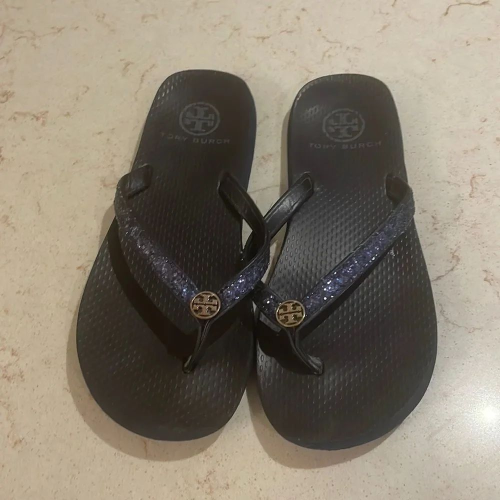 Tory Burch blue glitter flip flops SZ 7